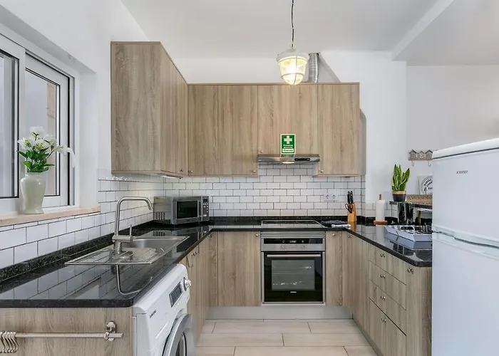 Bela Vista Apartment *